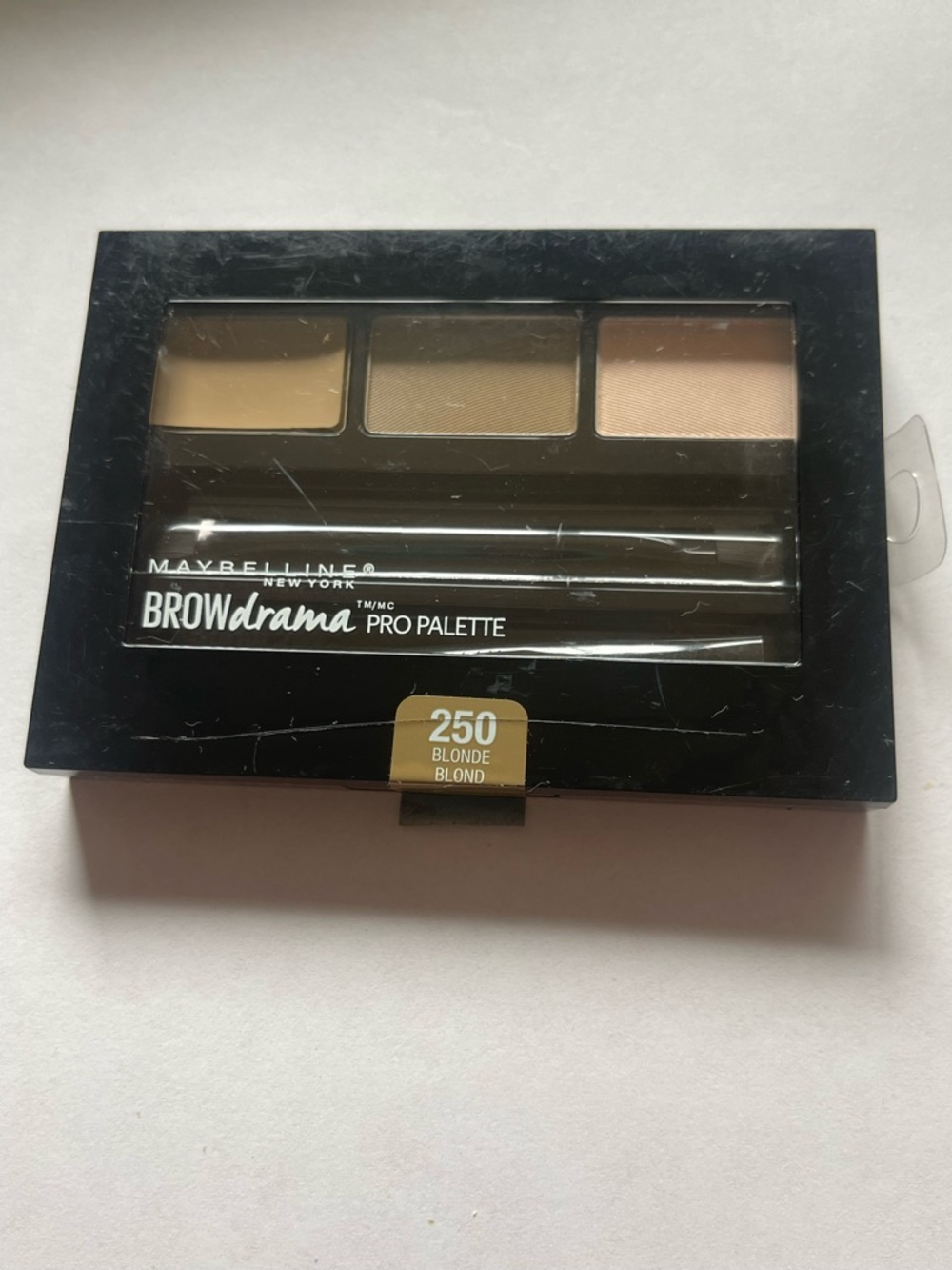 Maybelline New York Brow Drama Pro Eyebrow Palette. #250-Blonde. New SEALED